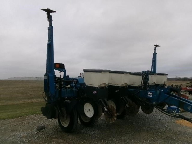2000-kinze-3000-image-19