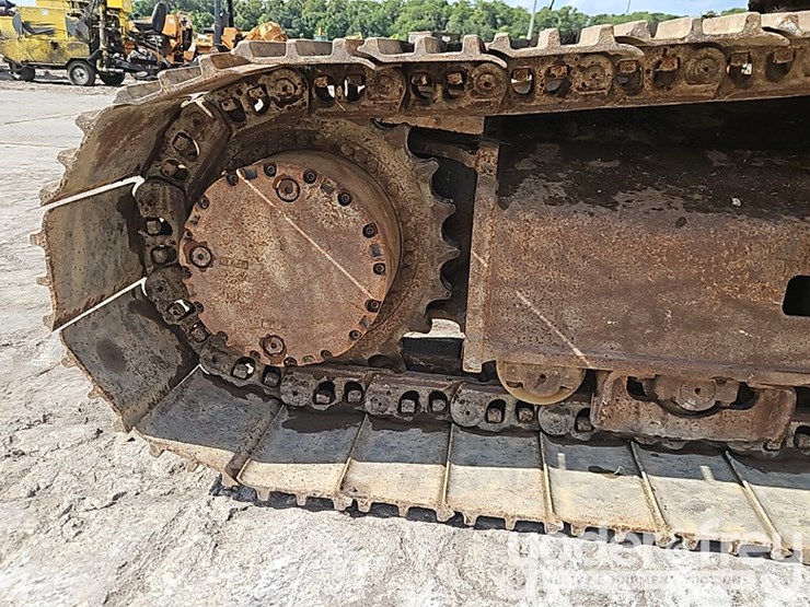 2017-kobelco-sk260-lc-10-image-9