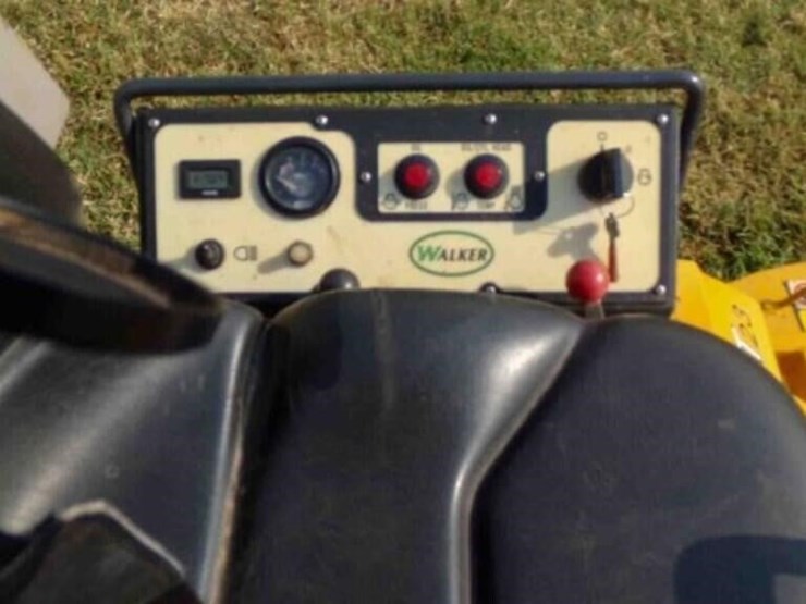 48''-t23-walker-riding-lawn-mower,-509-hrs-image-6
