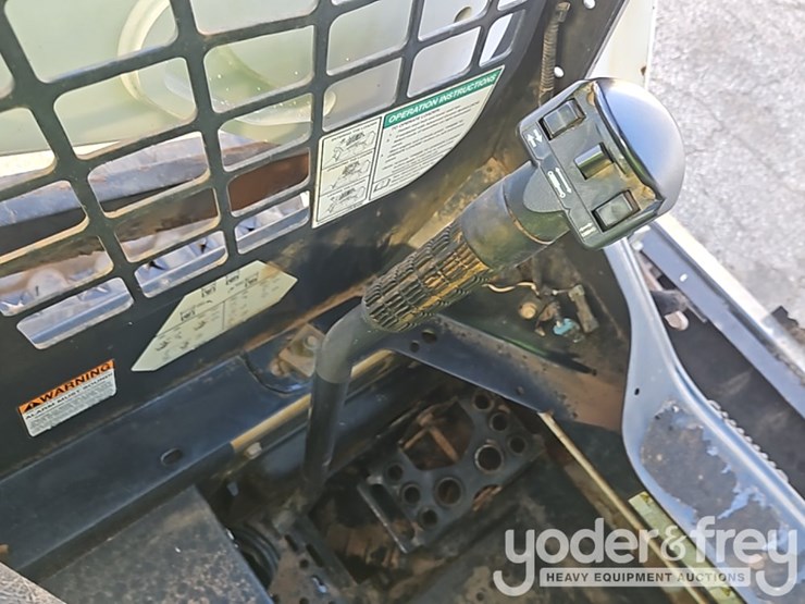 2019-bobcat-t590-image-25