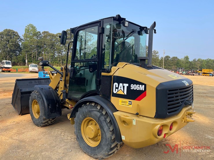 2016-caterpillar-906m-image-5