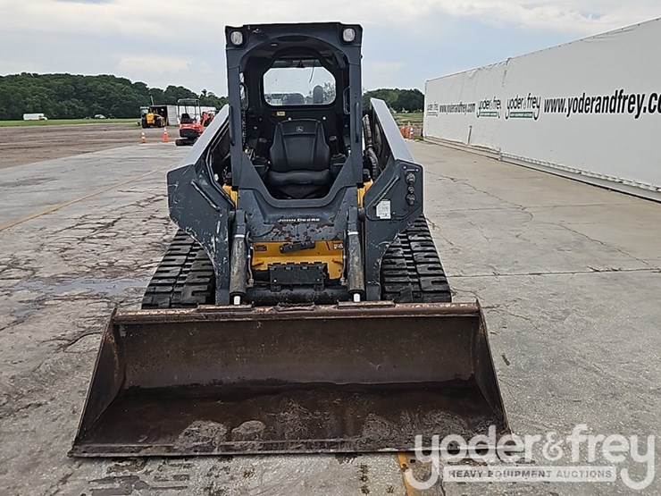 2023-deere-331g-image-13