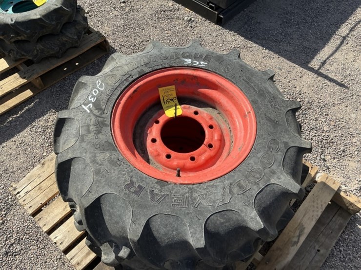 (2)-equipment-wheels-&-tires-image-3