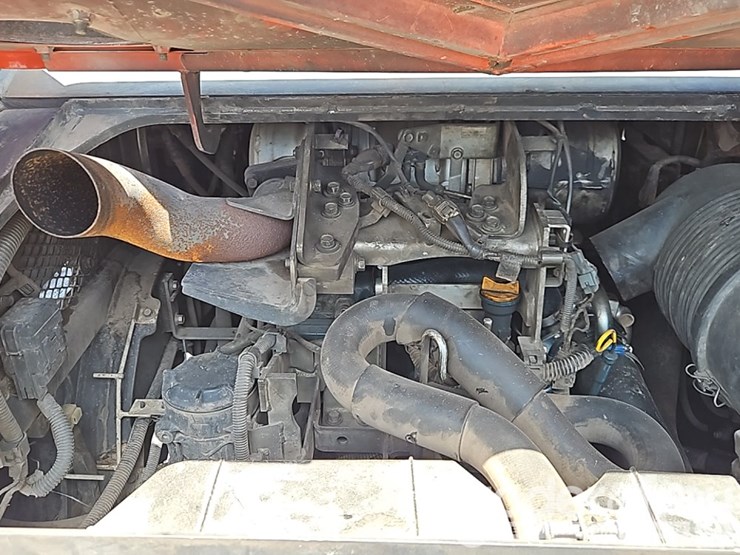 2015-kubota-svl90-2-image-24