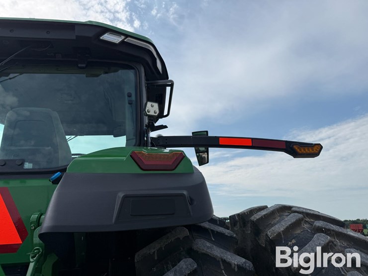 2025-john-deere-8r-310-image-17