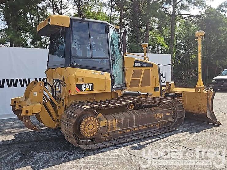 2015-caterpillar-d5k2-lgp-image-5