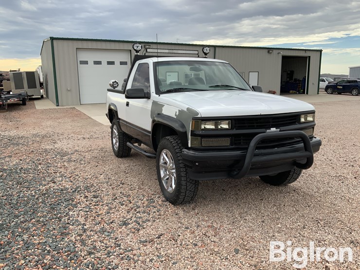 1998-chevrolet-tahoe-image-3