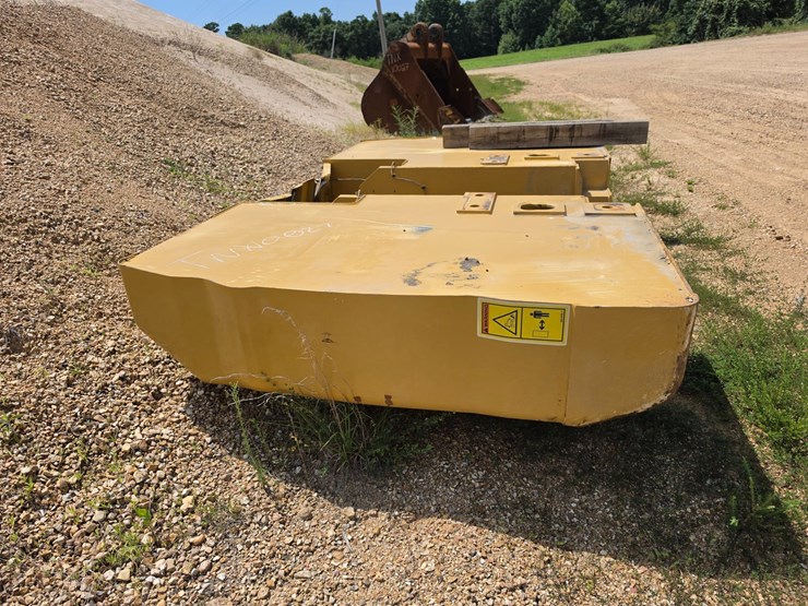 2023-caterpillar-374-image-119