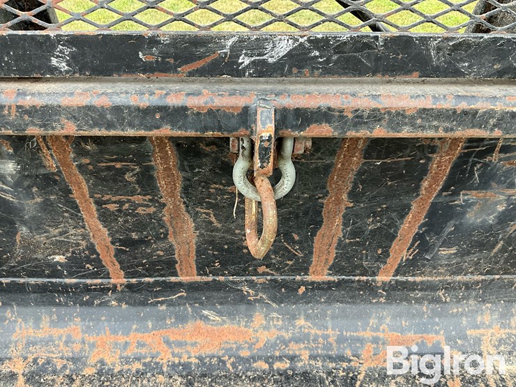 john-deere-8-image-18