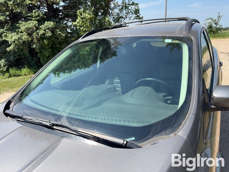 2013-ford-escape-sel-image-12