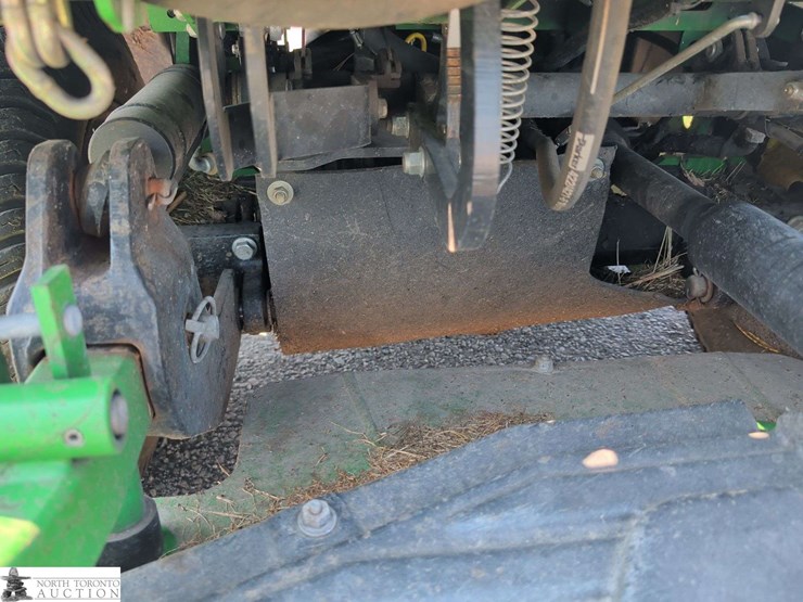 2014-john-deere-1445-ii-image-31