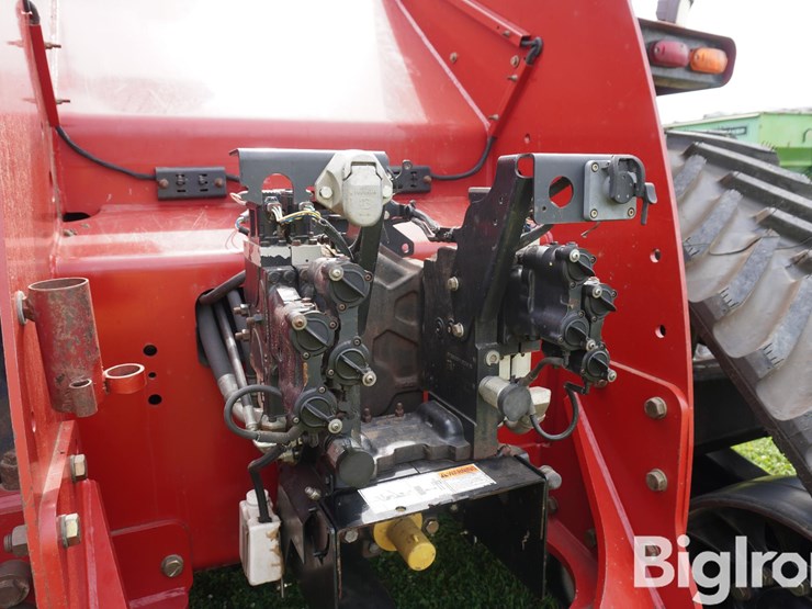 2012-case-ih-450-image-11