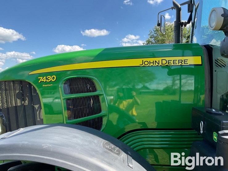 2010-john-deere-7430-image-12