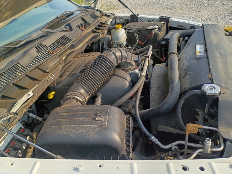 2012-dodge-1500-image-17