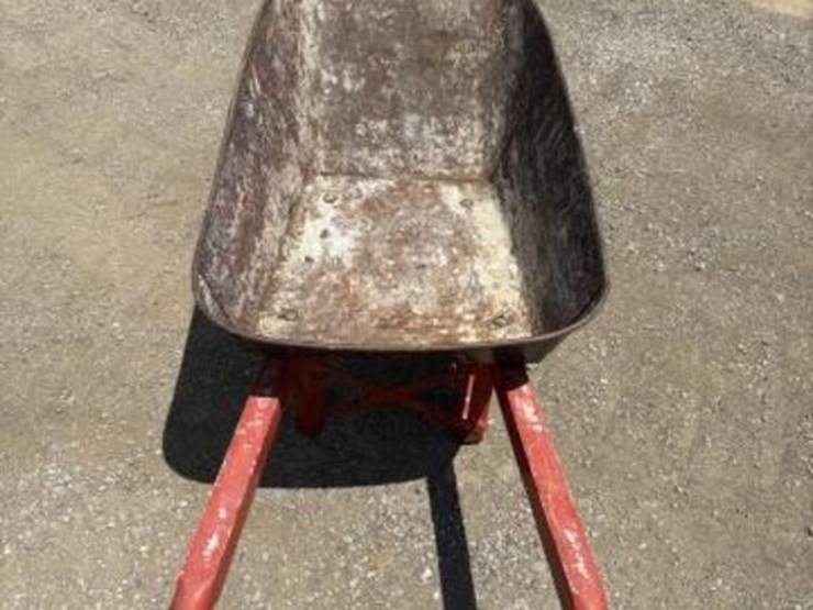 wheel-barrel-image-3