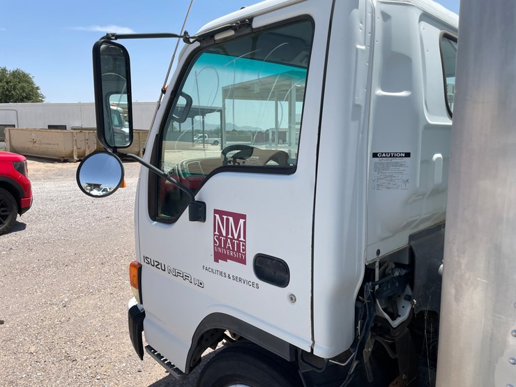 #2254-•-1998-isuzu-2-ton-cargo-truck-image-15