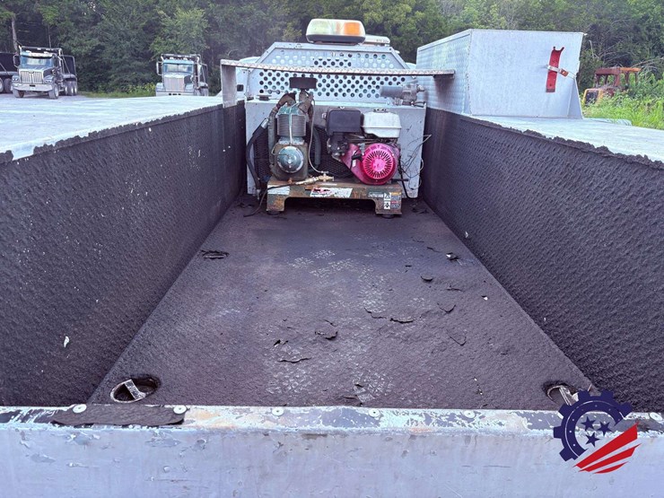 2006-ford-f550-xlt-sd-image-37