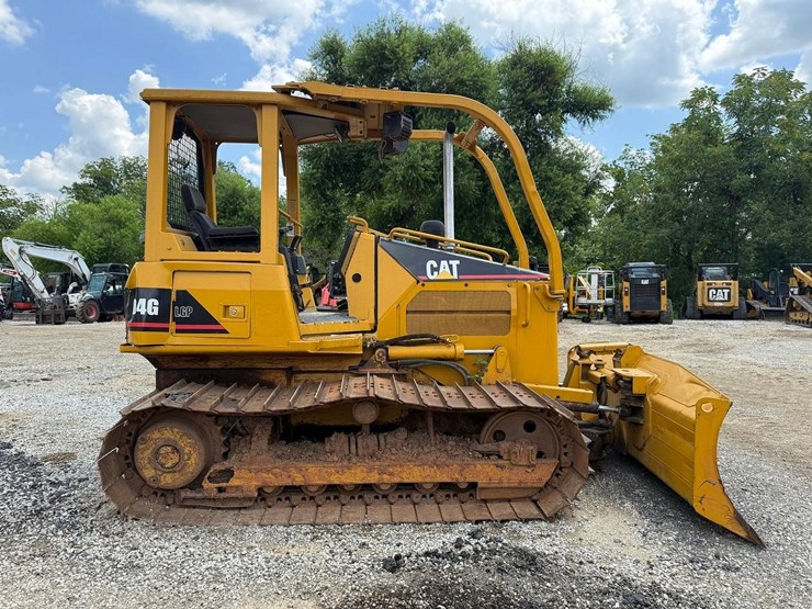 caterpillar-d4g-lgp-image-5