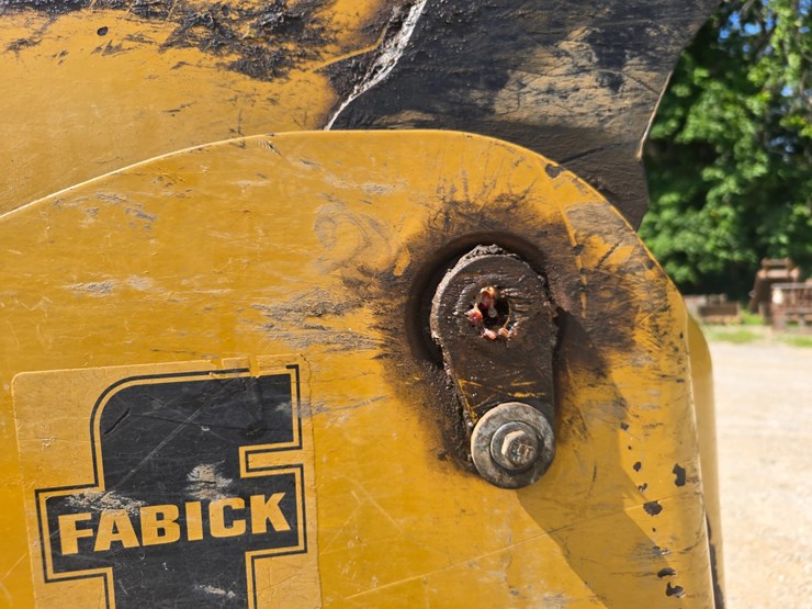 2013-caterpillar-289c2-image-29