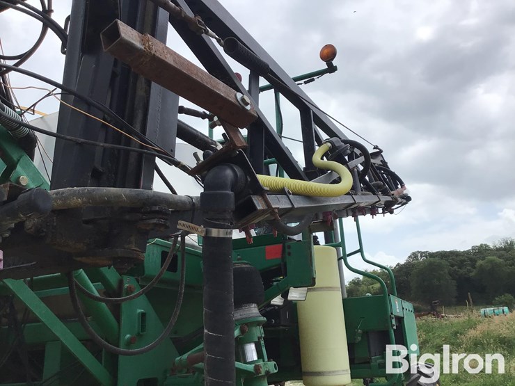 john-deere-4700-image-12