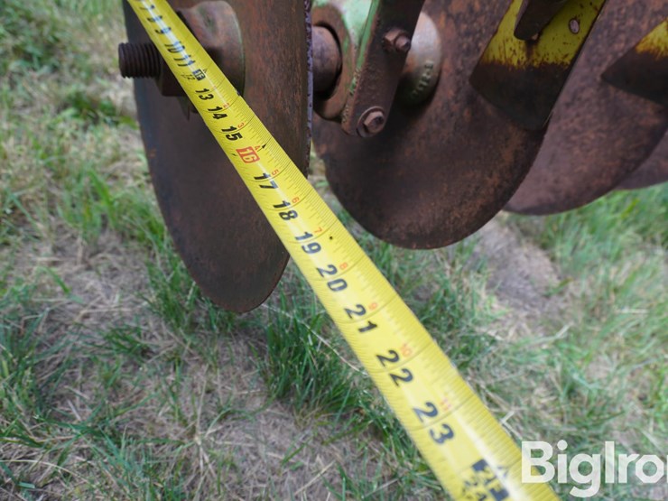 john-deere-aw-image-12