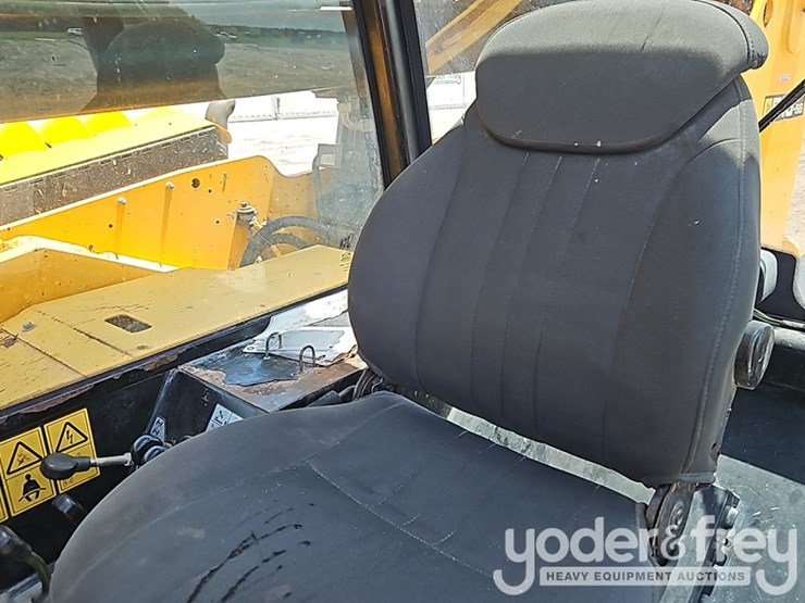 2016-jcb-510-56-image-28
