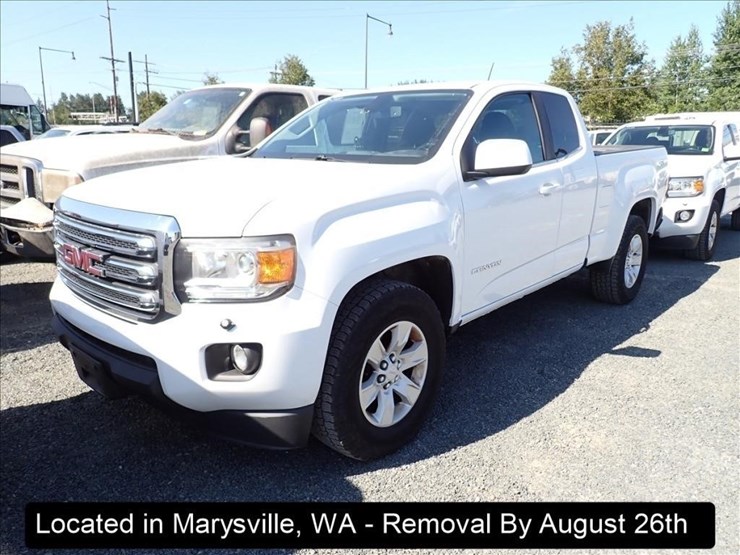 2016-gmc-canyon-image-1