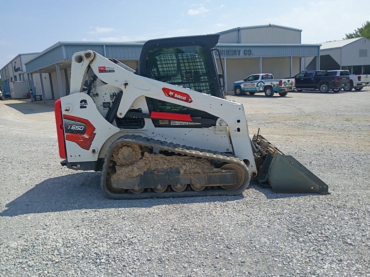 2023-bobcat-t650-image-11