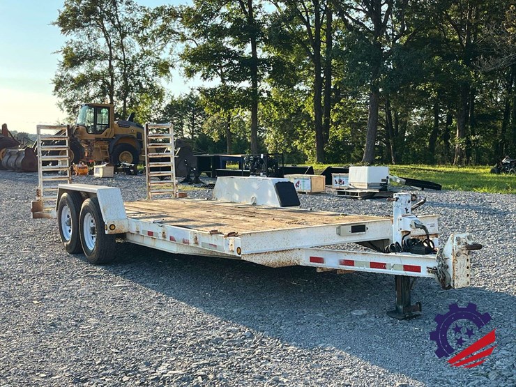 2013-moran-welding-20’-/-16k-lb.-t/a-equipment-tag-trailer-image-11