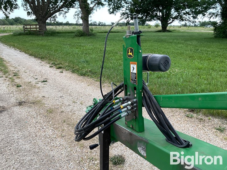 2009-john-deere-2310-image-11