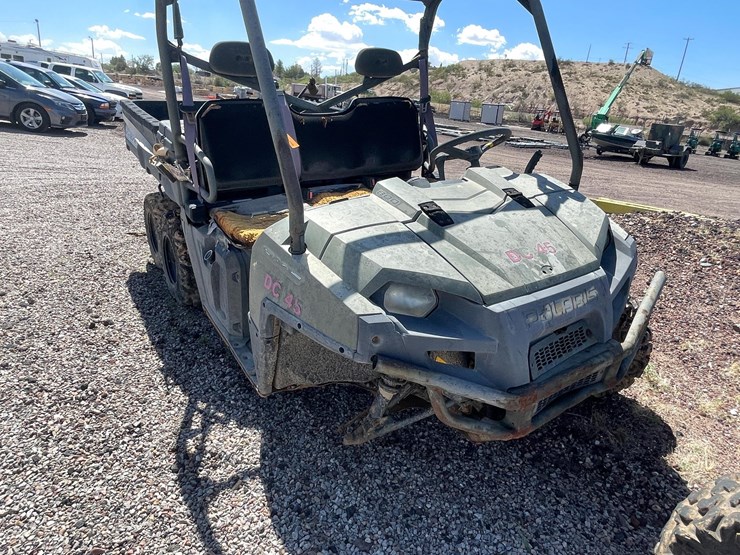2015-polaris-ranger-image-11