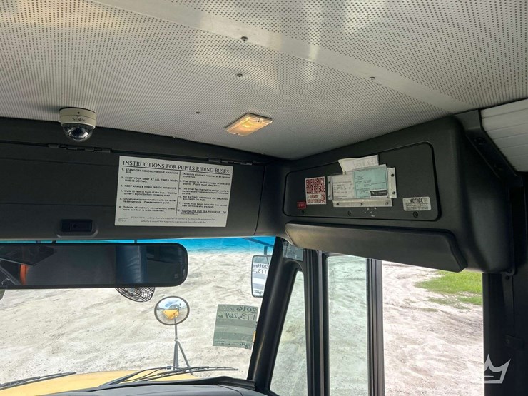 2016-freightliner-b2-image-40