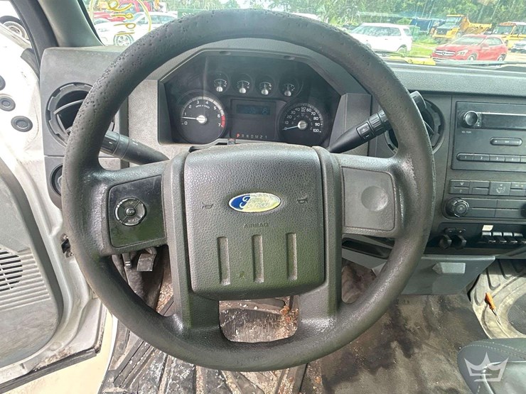 2015-ford-f350-image-19