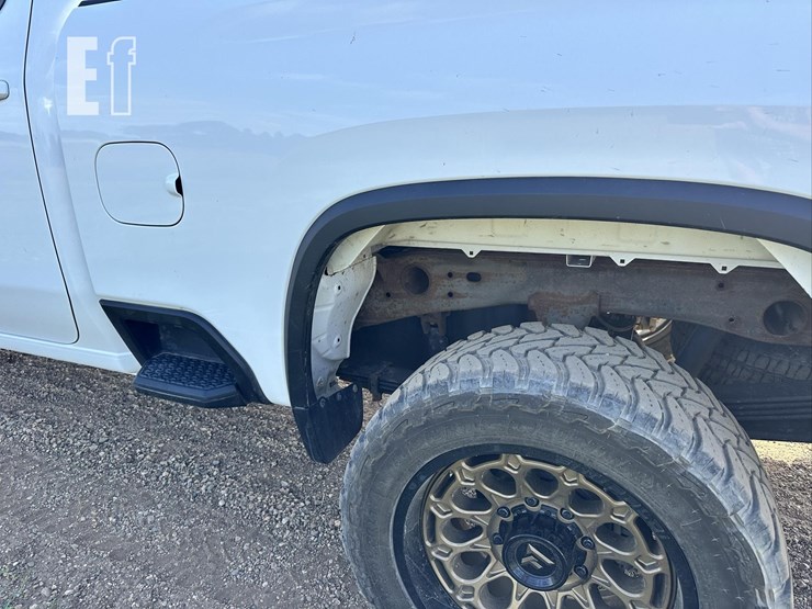 2021-chevrolet-silverado-2500hd-lt-image-51