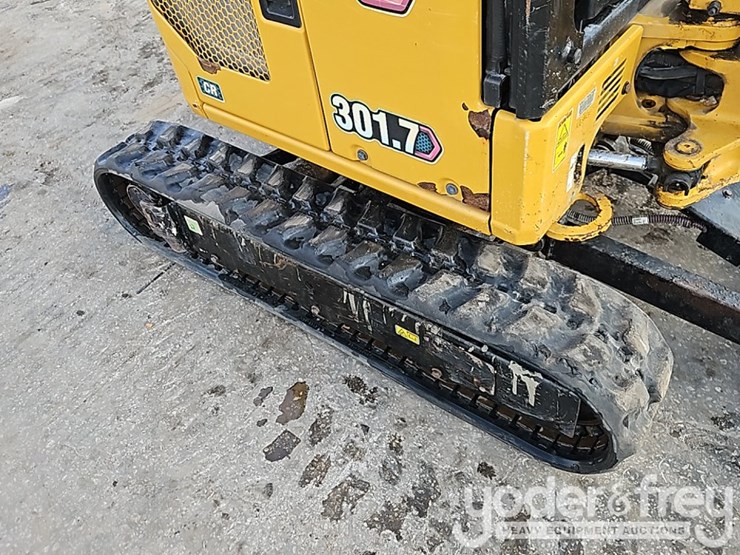 2022-caterpillar-301.7cr-image-11