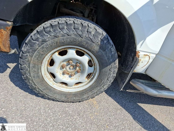 2014-ford-f150-image-24