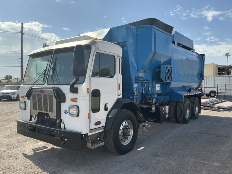 2018-peterbilt-520-image-5