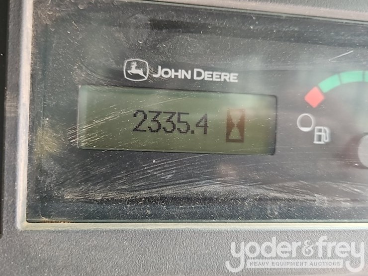 2022-deere-317g-image-32