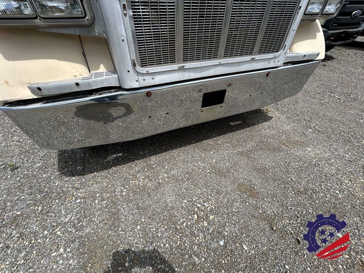 1987-peterbilt-379-image-50
