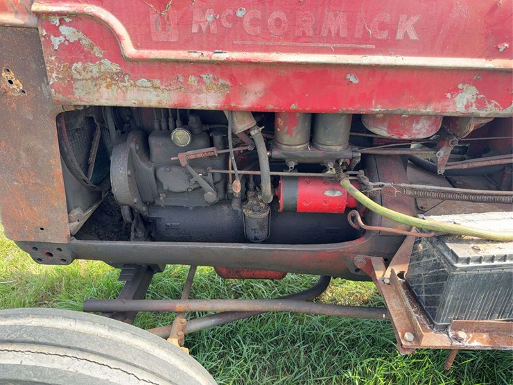 international-mccormick-deering-wd-9-image-45