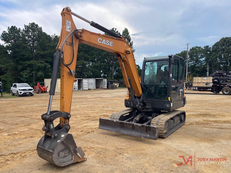 2019-case-cx57c-mini-excavator-image-3