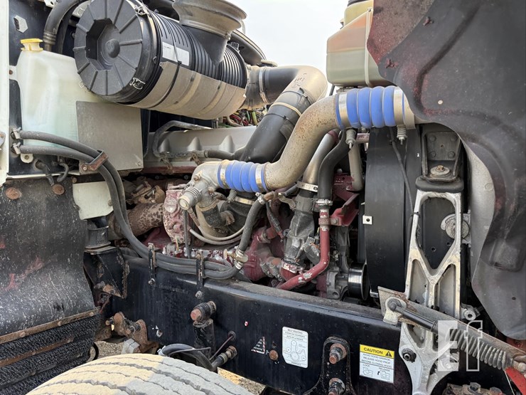 2012-mack-pinnacle-chu613-image-48