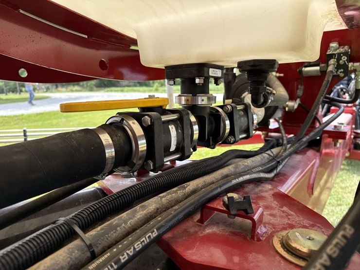 case-ih-2150-image-28
