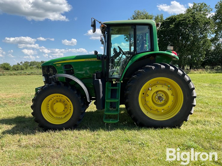 2010-john-deere-7430-image-8