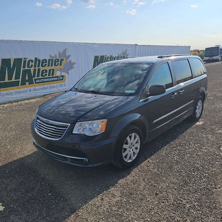 2014 CHRYSLER TOWN & COUNTRY