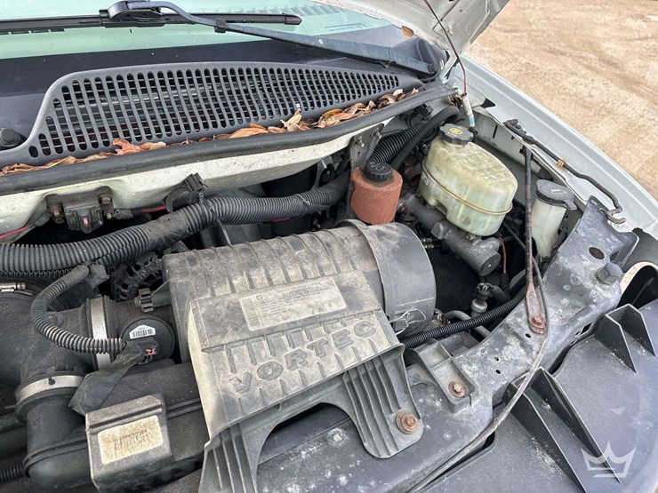 2014-chevrolet-express-2500-image-9