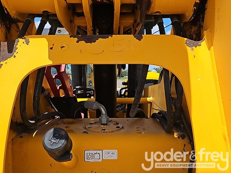 2016-jcb-510-56-image-23
