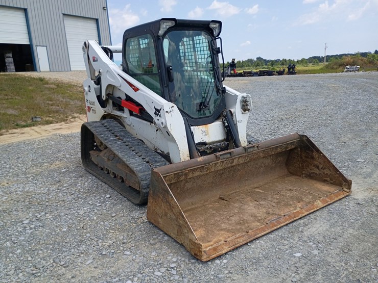 2023-bobcat-t770-image-12