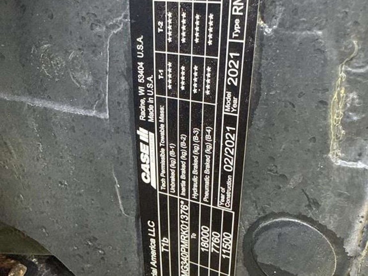 2021-case-ih-340-image-29