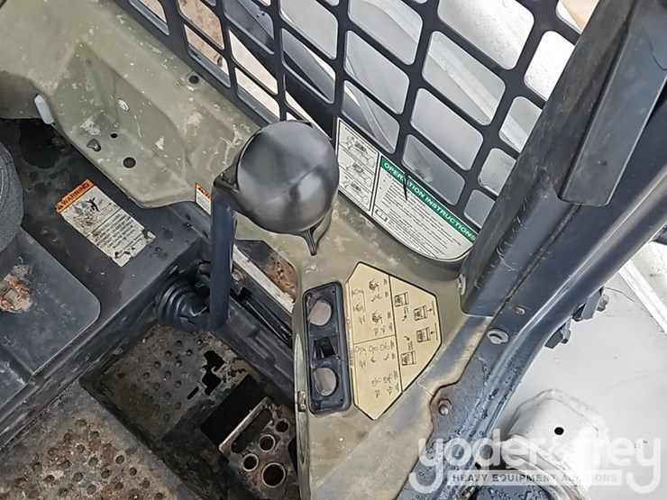 2014-bobcat-s530-image-23